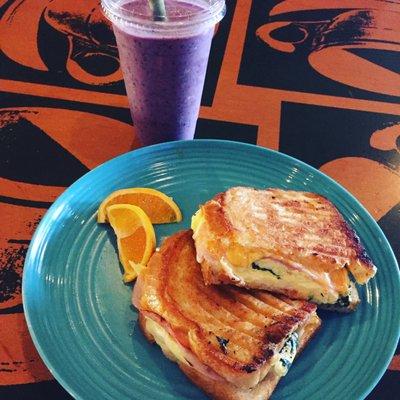 Breakfast panini and smoothie