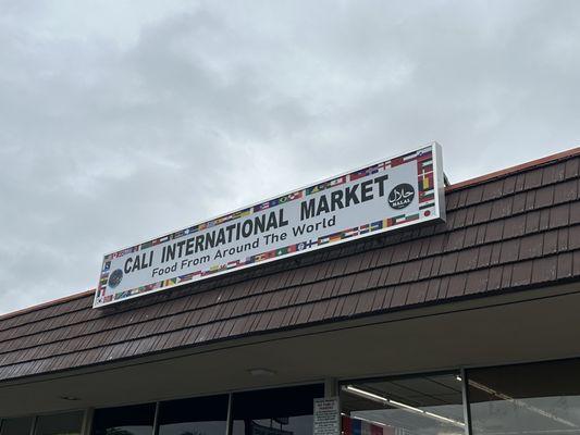 Cali International Market