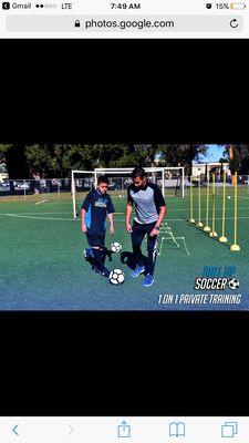 BALL UP SOCCER PROVIDES 1 on 1 PRIVATE SOCCER TRAINING. OUR PROGRAM FOCUSES ON BALL CONTROL-SHOOTING-PASSING-FITNESS.