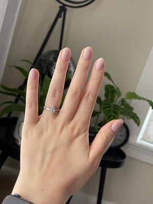 Freshly manicured (regular gel nails).