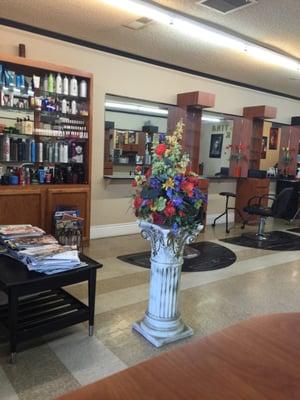 Hair salon. Best quality   Haircut man $15. Woman $25.  Gel manicure $30. Call please.  916-833-2115. Call text