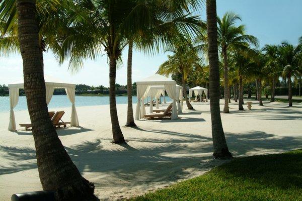 Miromar Lakes Beach & Golf Club, Florida White, Sandy Beaches