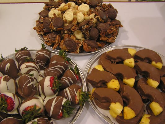 chocolate covered strawberries and pineapples