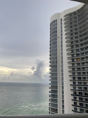 Trump Condos Sunny Isles Beach