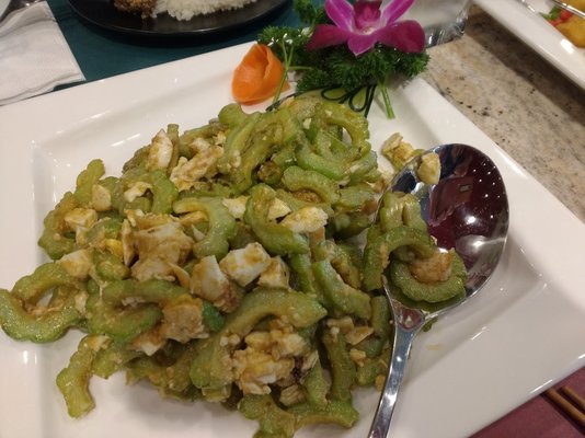 Salty Duck egg with Bittermelon【鹹蛋苦瓜】