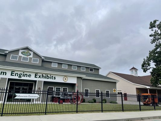 Steam engine exhibits