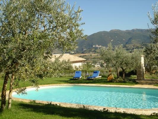 Umbria Italy Farmhouse with apartments