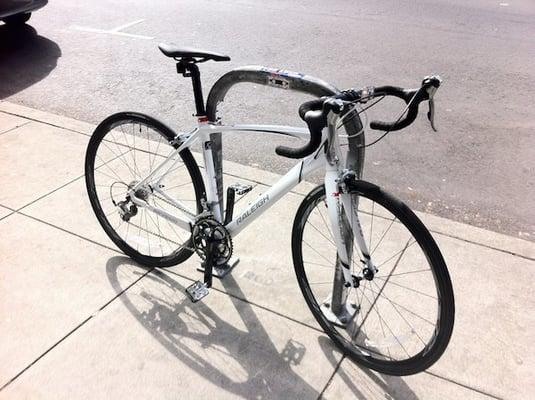 My Raleigh Revenio 2012 got stolen last week. Please let me know if anyone sees it! Serial #U115C34907. Thanks!