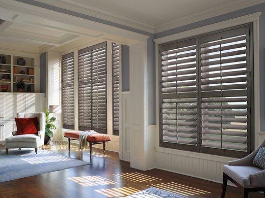 Hunter Douglas Heritance®  Hardwood Shutters