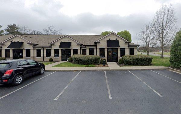 Goodlettsville Smiles outside of office