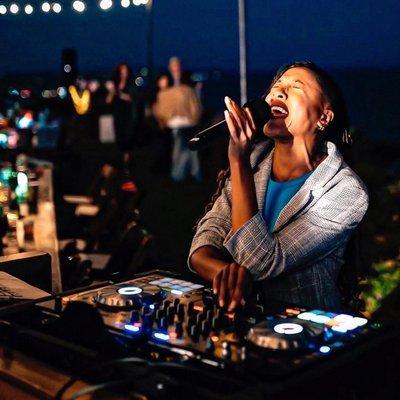 Crystal Sparks is a black female DJ in Los Angeles. Wedding DJ Corporate DJ Party DJ