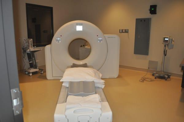 This is our 16-slice CT Imaging Machine. We have someone on staff at all times that can take images and they are read in no time at all!