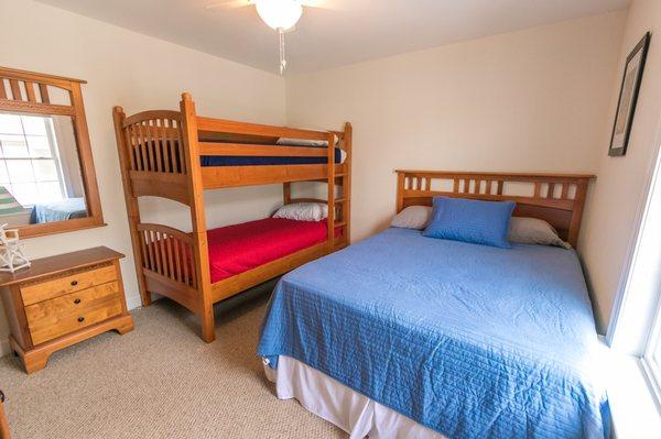 3rd bedroom with queen and bunk beds