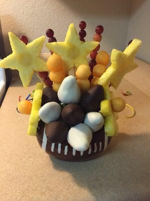 Edible arrangement bouquet