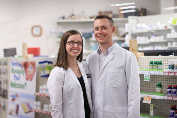 Owners Lindsey Angelotti, PharmD & Erik Angelotti, PharmD.