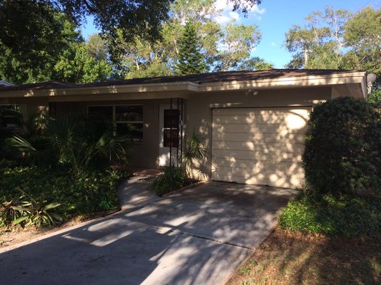 Before & After Garage Door Installation in Tarpon Springs, FL