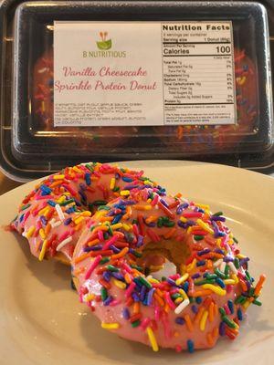 Vanilla Cheesecake Sprinkle Protein Donut