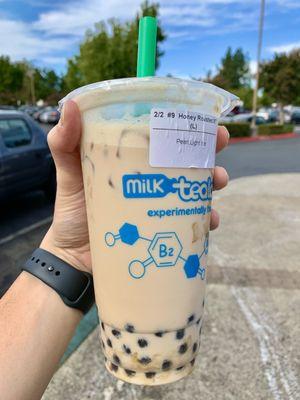 Honey Roasted Milk Tea with Boba, large size.