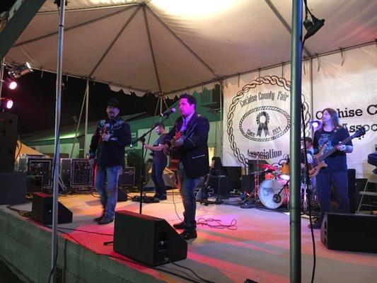 Branch & Dean performing at the 2017 Cochise County Fair.