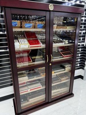 Huge Selection Of Cigars