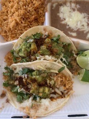 veggie taco combination, really good fresh salsa & guacamole! one of the better veggie tacos out here