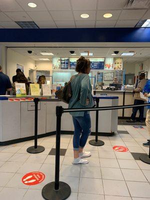 Typical line, in a typical day in a typical post office