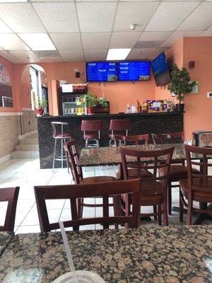 Salvadoran restaurant claiming to have Mexican food.