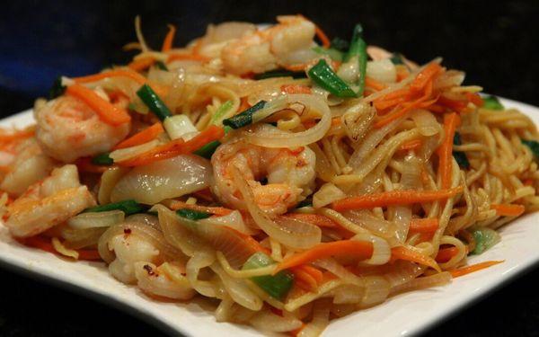 Shrimp Scallop Chow Mein