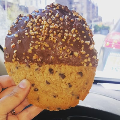 Chocolate Chip cookie