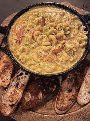 Lobster Mac and cheese