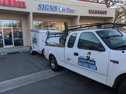 Signs On Time Decaled our 1999 Ford F-150 and Trailer!