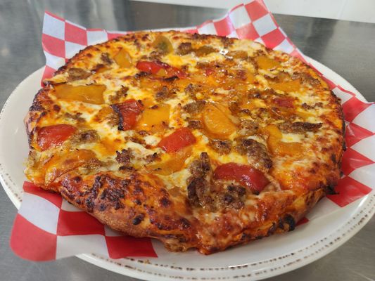 sausage & peppers pizza