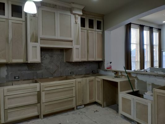 Kitchen cabinets shaker door style