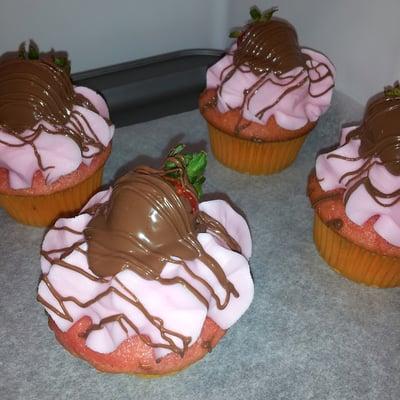 Chocolate Strawberry Cupcakes...only for the bold!