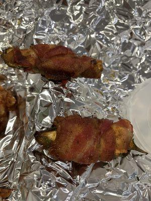 Smokin Hot jalapeño poppers