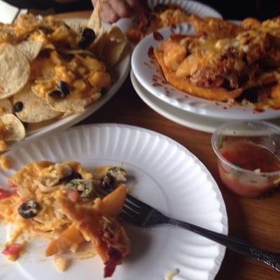 Nacho's & fries with bacon & cheese