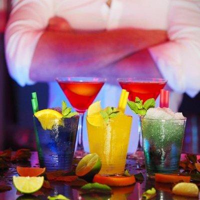 Elvis & Venus Party Services - Bartenders