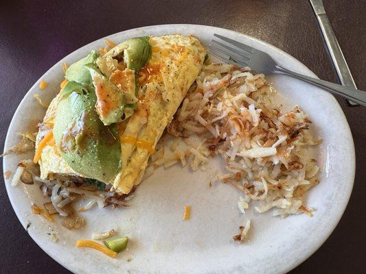 Veggie omelette and hash browns