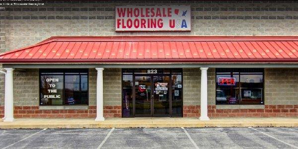 Floors To Go at Wholesale Flooring USA storefront