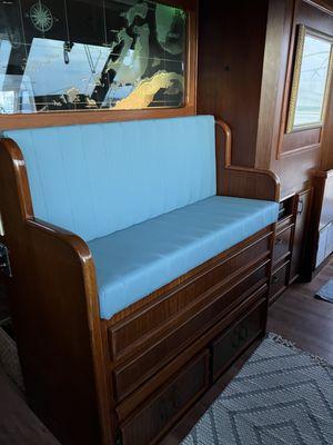 Boat Pilot  house seating recover