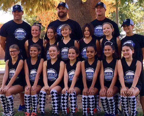 Keith Pooles Training Zone "Smelly Sox" 10u softball team.