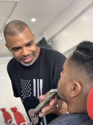 Levar will take his time to make sure your cut is perfect! 734-320-3446 for appointments Levar-LV-theBarber.Booksy.com IG:@Levarcuts