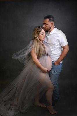 Luxury maternity photography