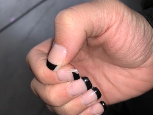 Le's Nails