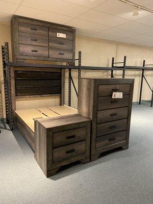 Bedroom set