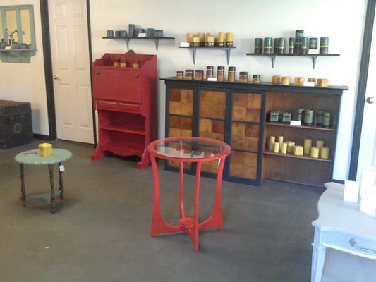 Inside The Bee's Knees store