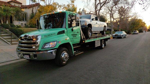 EXPERT TOWING SERVICE CELL 310 722 3910 DENTRO Y FUERA DE LA CIUDAD PRECIOS RAZONABLES