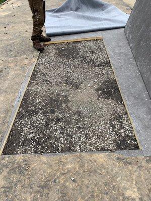 Tar and gravel removal