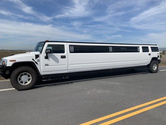 H2 hummer limo 20 passenger