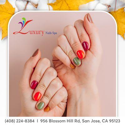 Get ready to embrace the cozy vibes of fall with our rich and autumn-inspired nail polish shades. 
ℬℴℴℴℴℯ